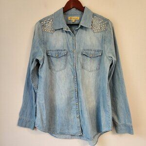 Democracy Women Chambray Shirt Pearl Snap Button Shirt Sz M Silver Bead Rivert